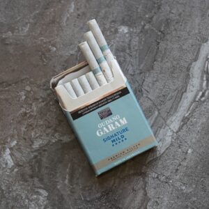 GUDANG GARAM 16 SM